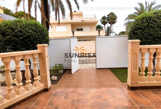 Villa · Reventa - Cabo Roig · Alicante · España