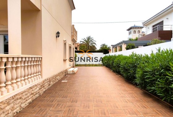 Villa · Reventa - Cabo Roig · Alicante · España