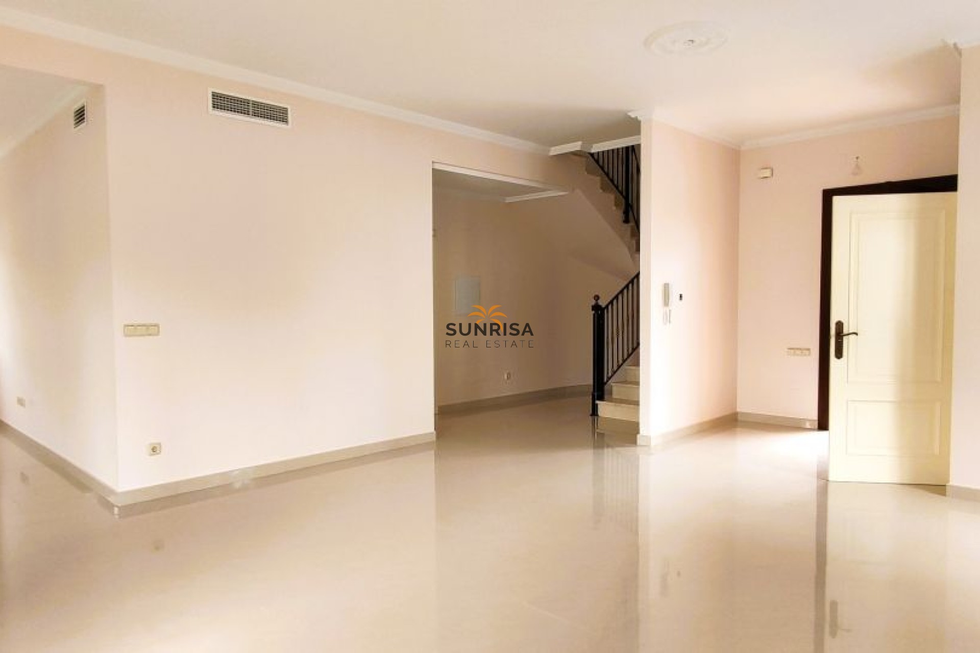 Herverkoop - Villa - Cabo Roig