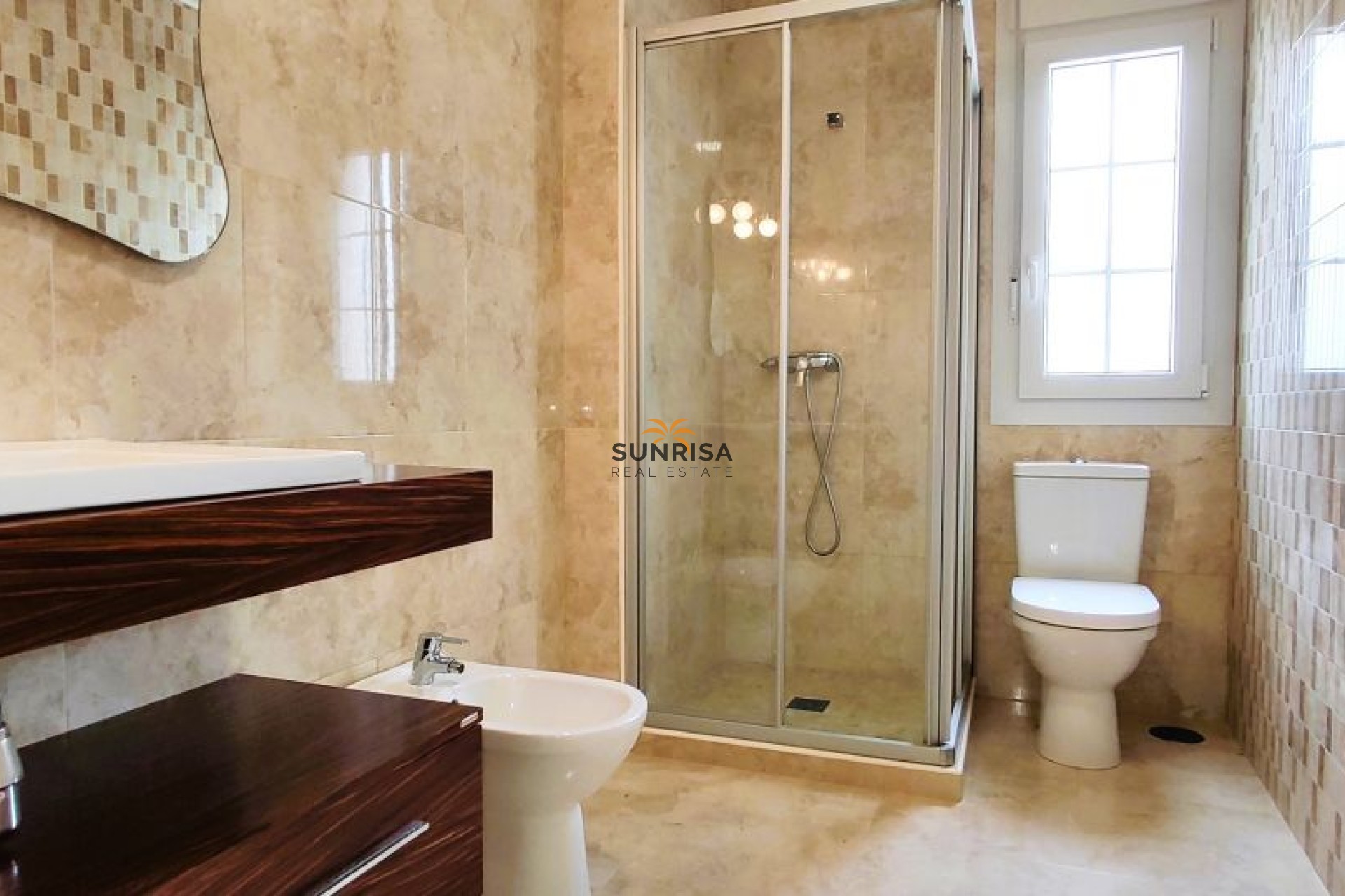 Herverkoop - Villa - Cabo Roig
