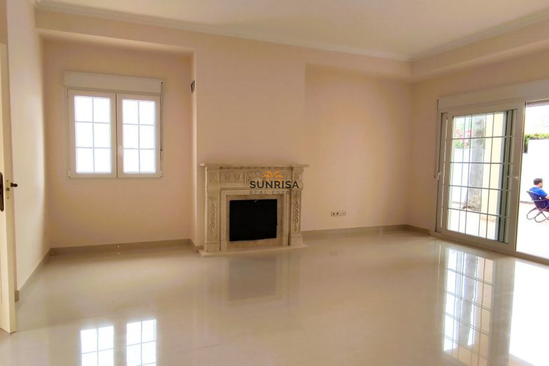 Herverkoop - Villa - Cabo Roig
