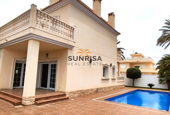 Villa · Reventa - Cabo Roig · Alicante · España
