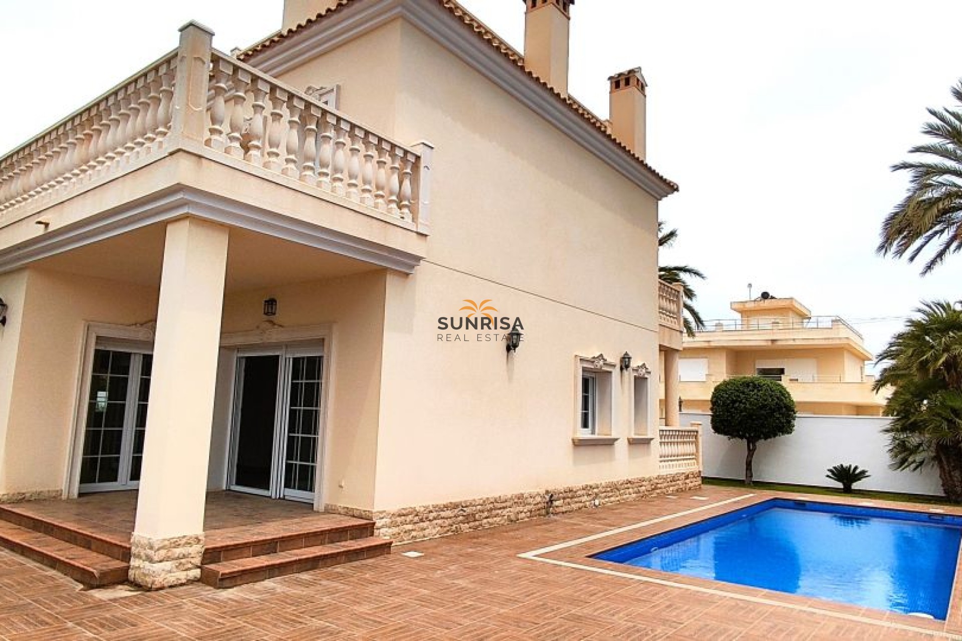 Herverkoop - Villa - Cabo Roig
