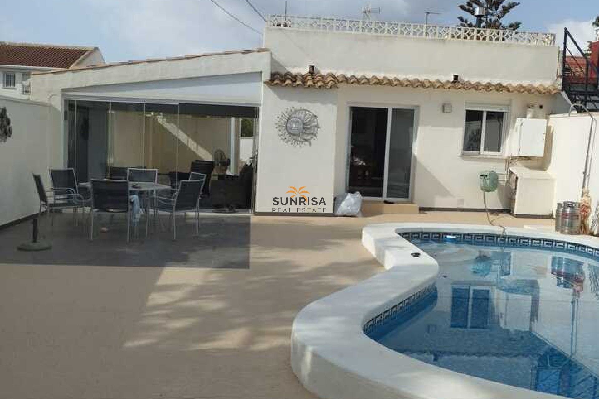 Herverkoop - Villa - Cabo Roig