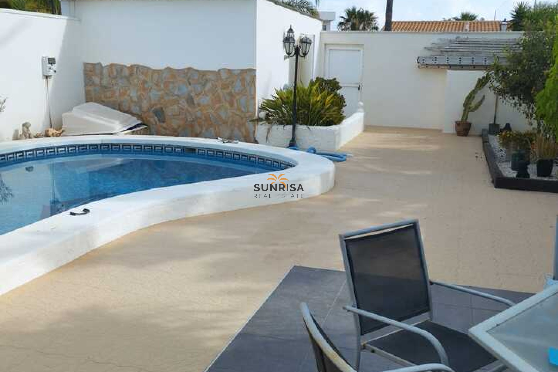 Herverkoop - Villa - Cabo Roig