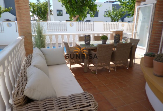 Villa · Revente - Pilar de la Horadada · Alicante · Espagne