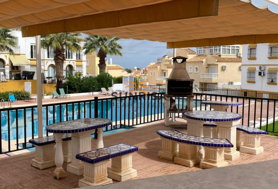 Appartement · Location à long terme - Villamartin · Alicante · Espagne