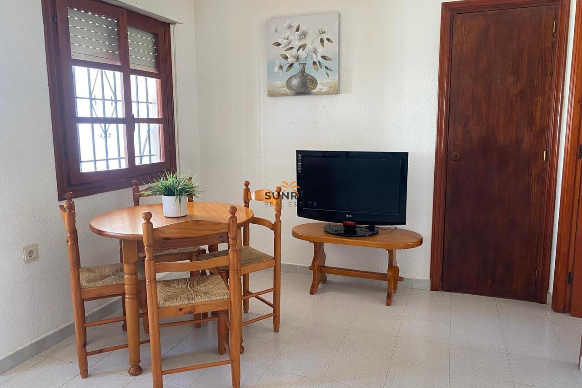 Alquiler a largo plazo - Apartamento - Villamartin