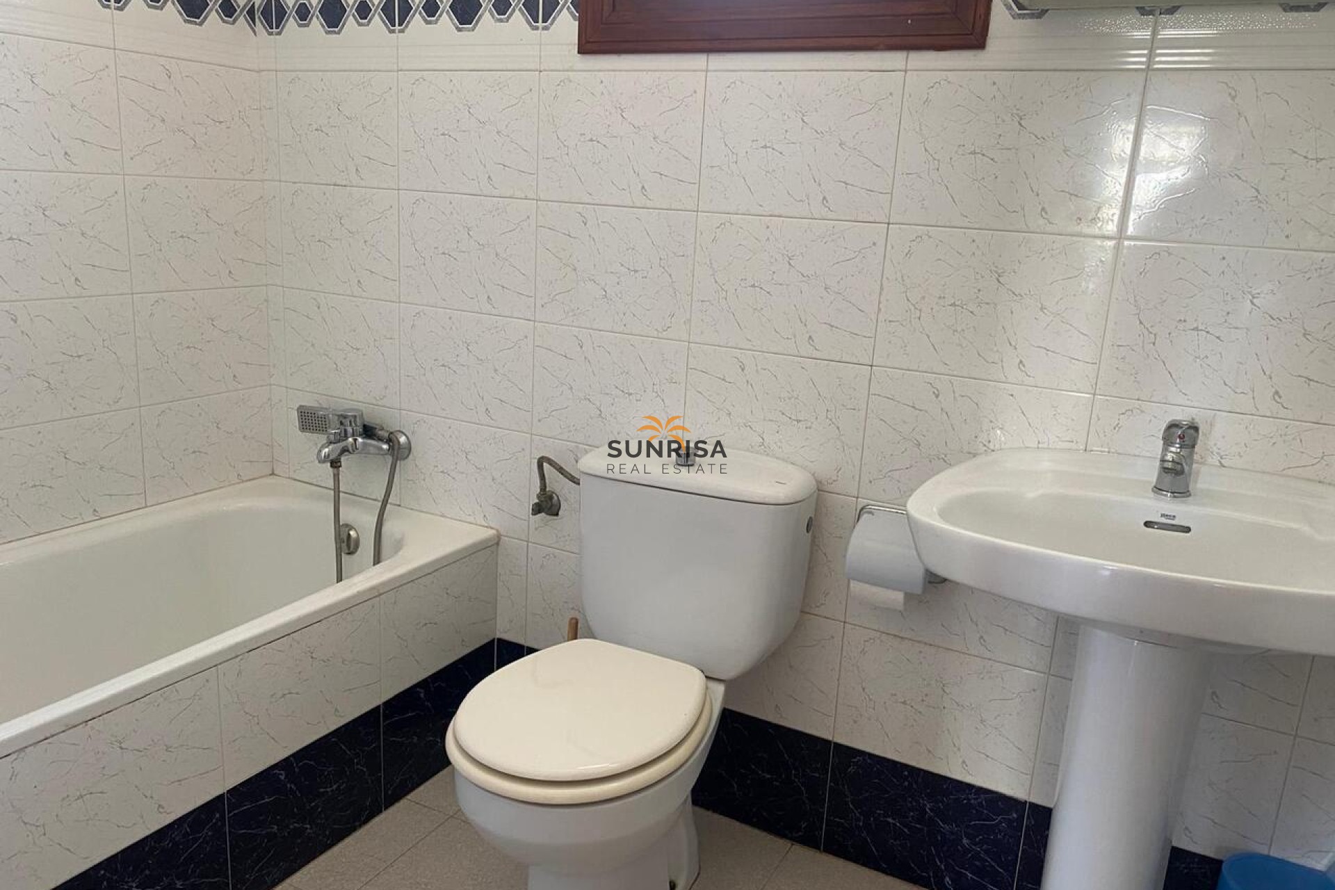 Alquiler a largo plazo - Apartamento - Villamartin