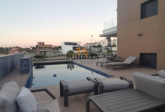 Villa · Nieuwbouw Woningen - Orihuela Costa · Campoamor · Alicante · Spanje