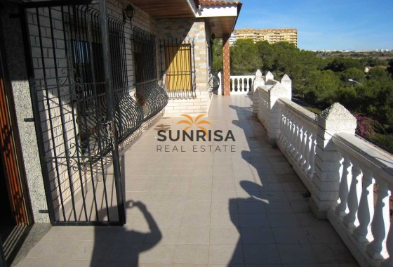 Villa · Revente - Orihuela Costa · Campoamor · Alicante · Espagne