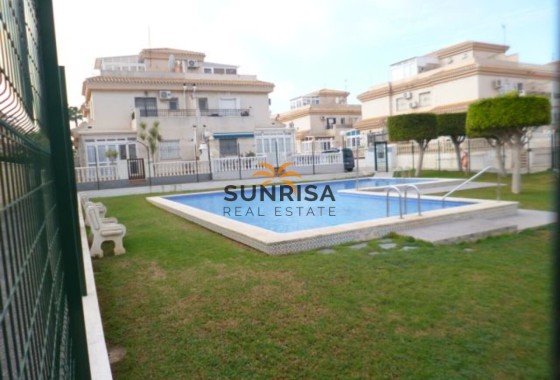 Villa · Herverkoop - Orihuela Costa · Playa Flamenca · Alicante · Spanje