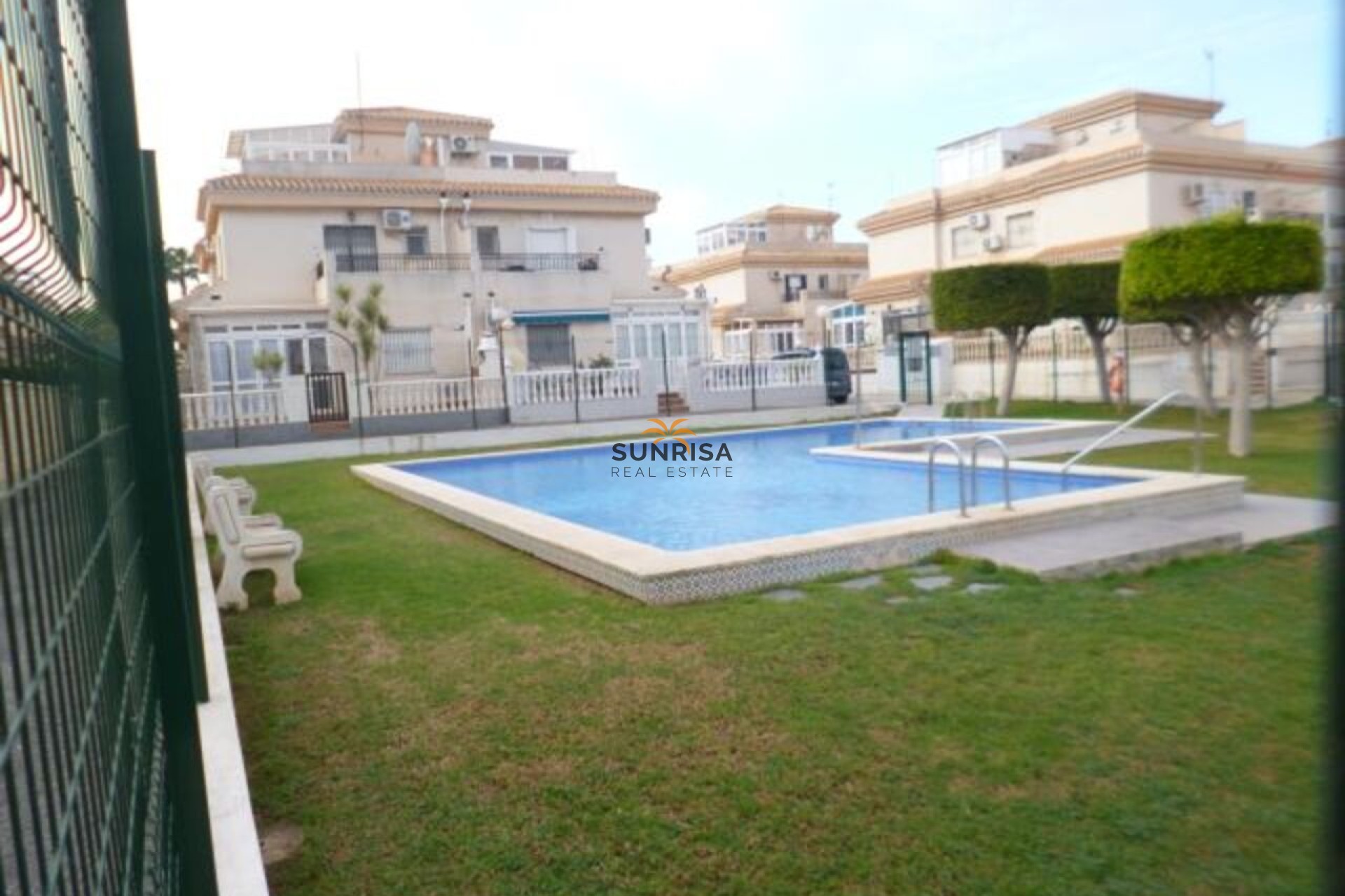 Revente - Villa - Orihuela Costa