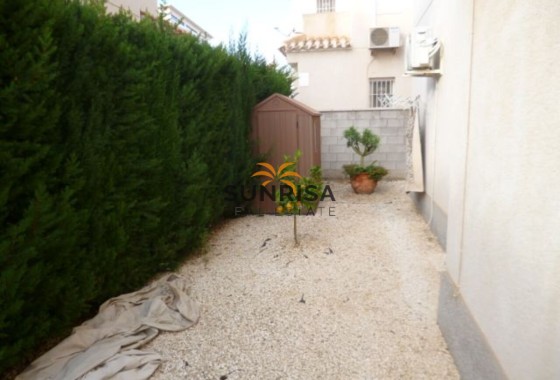 Villa · Herverkoop - Orihuela Costa · Playa Flamenca · Alicante · Spanje
