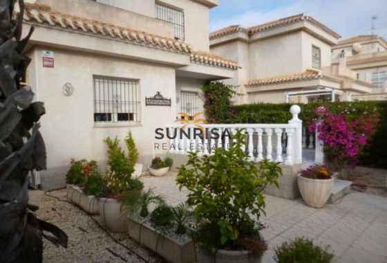 Villa · Herverkoop - Orihuela Costa · Playa Flamenca · Alicante · Spanje