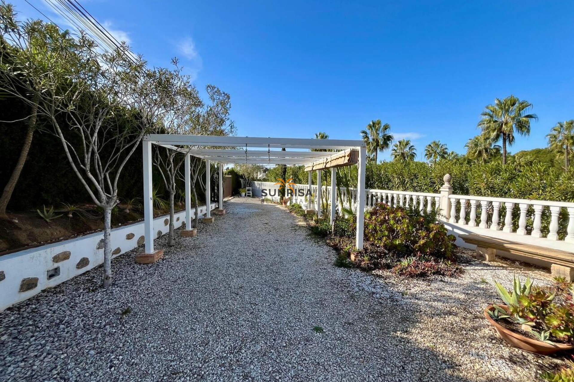 Reventa - Villa - Villamartin