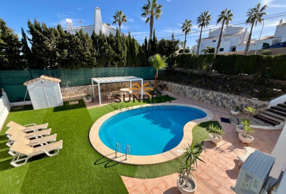 Villa · Herverkoop - Villamartin · Alicante · Spanje