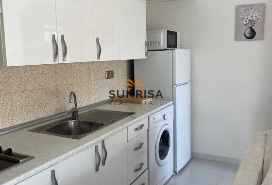 Appartement · Location à long terme - Villamartin · Alicante · Espagne