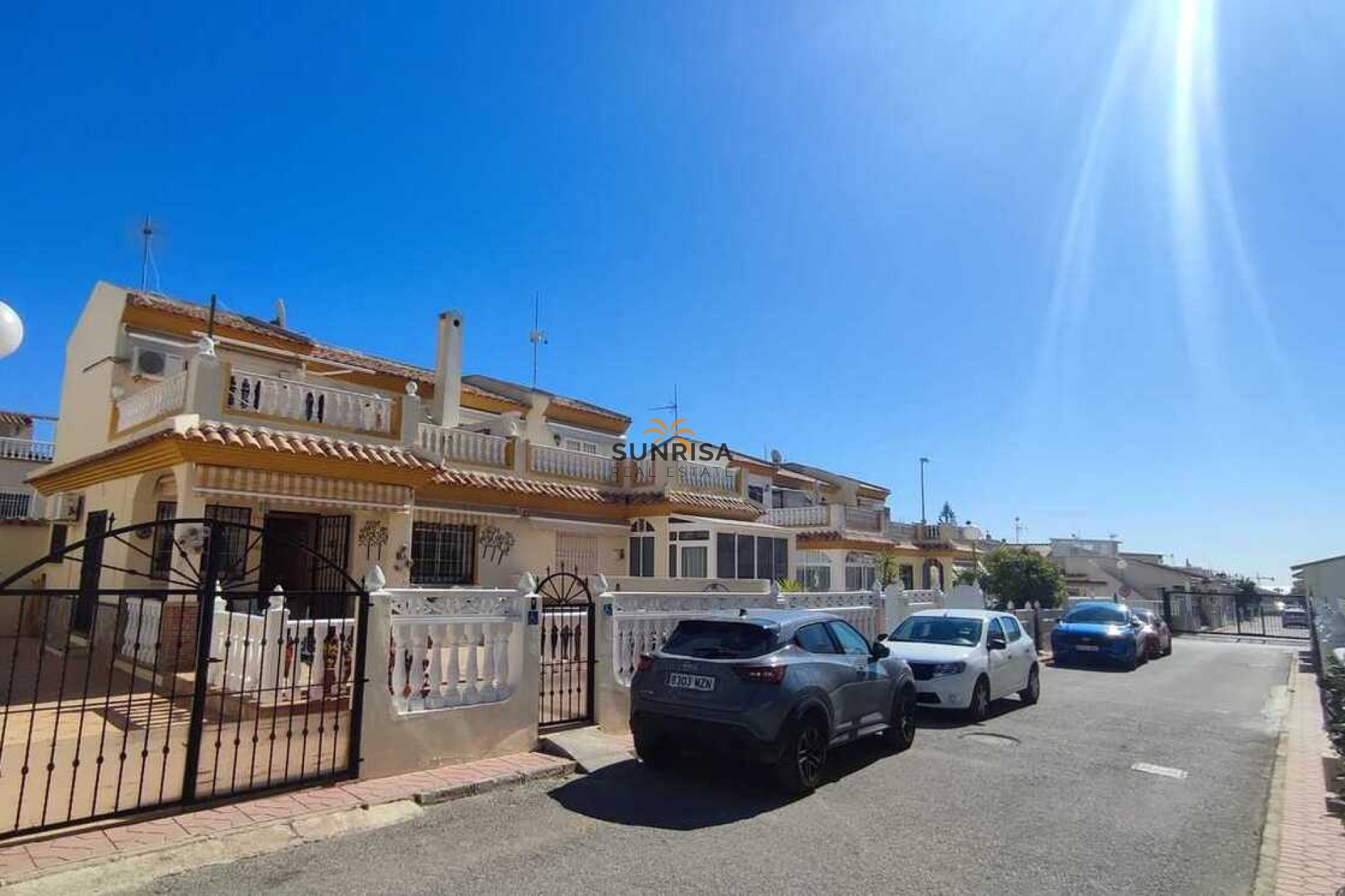 Herverkoop - Twee-onder-een-kapwoning - Orihuela Costa