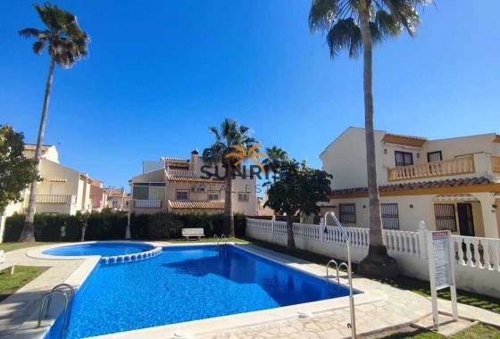 Twee-onder-een-kapwoning · Herverkoop - Orihuela Costa · Playa Flamenca · Alicante · Spanje