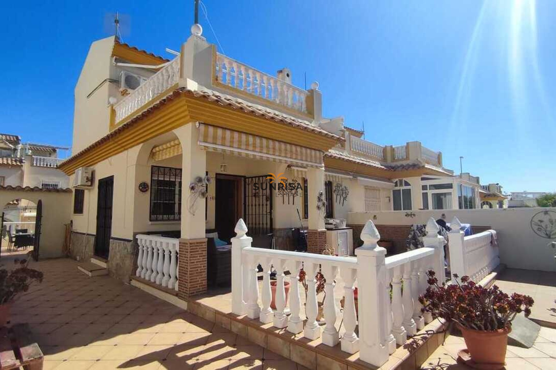 Herverkoop - Twee-onder-een-kapwoning - Orihuela Costa