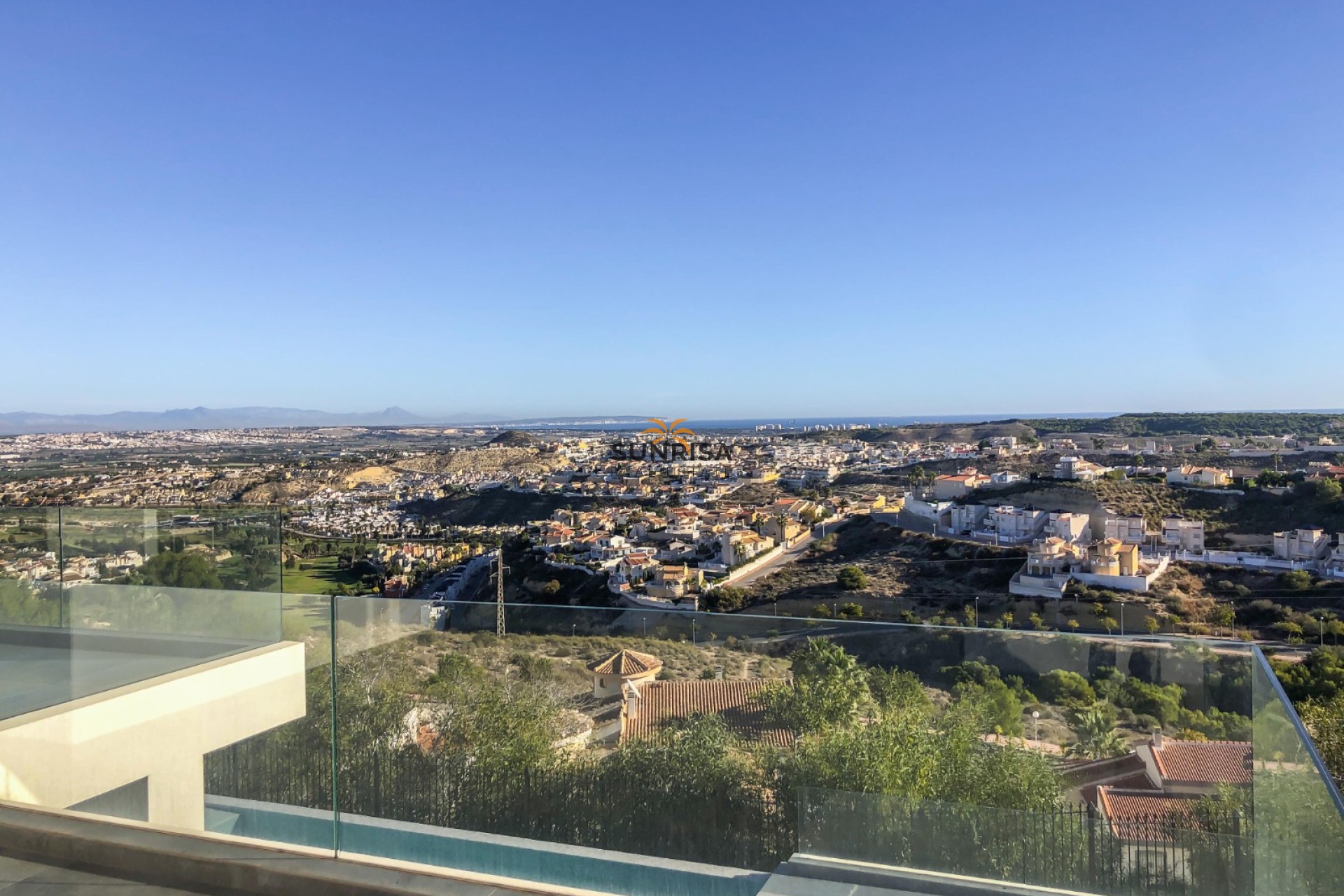 Resale - Villa - Cuidad Quesada