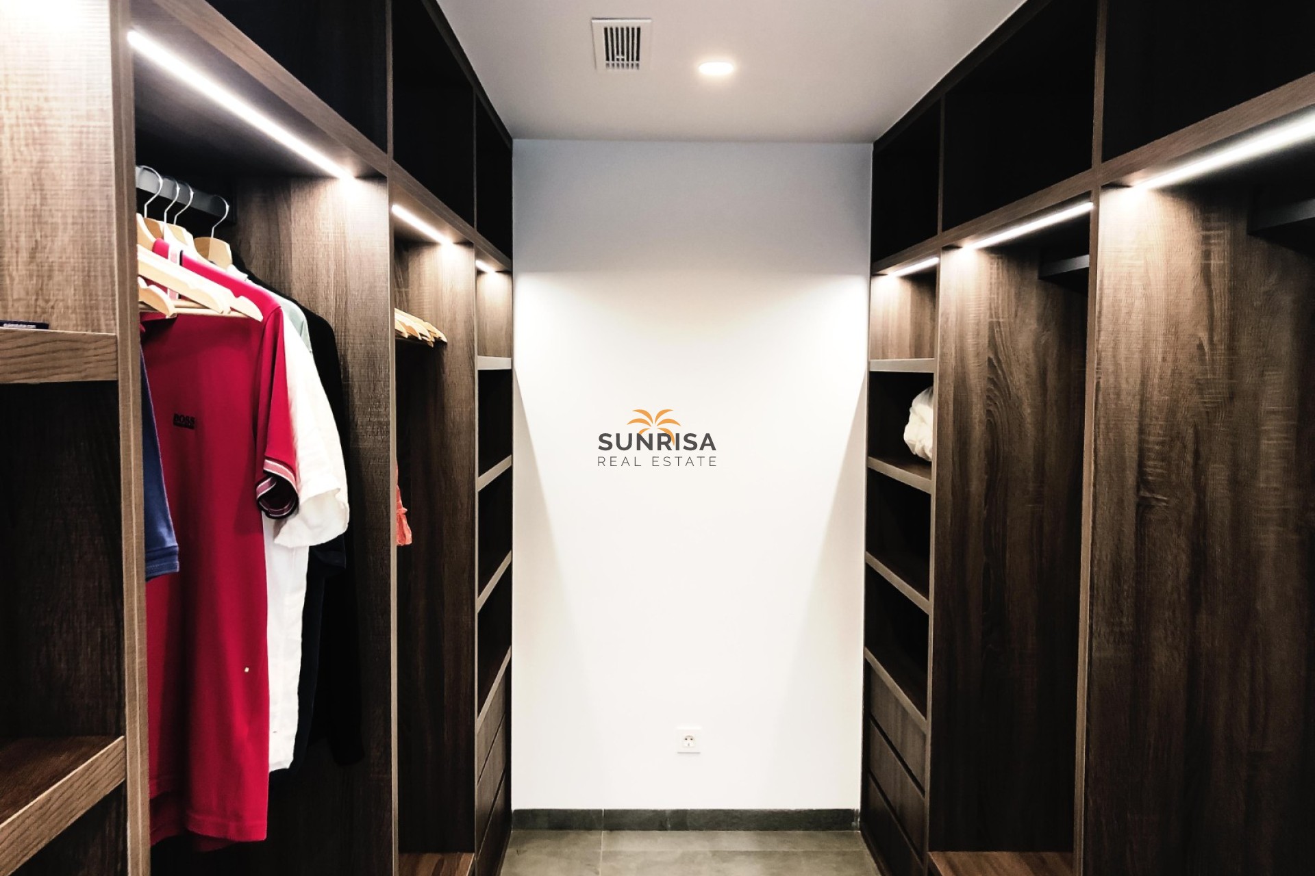 Resale - Villa - Cuidad Quesada