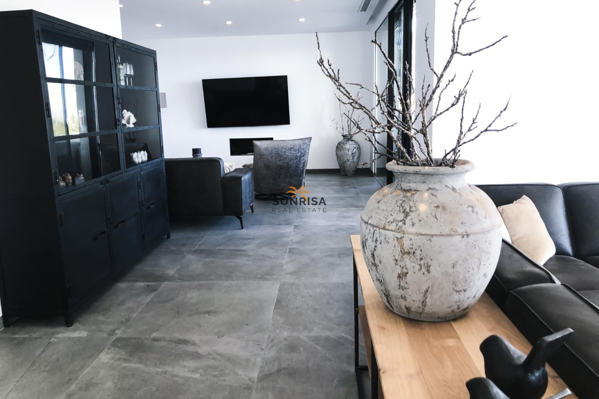 Resale - Villa - Cuidad Quesada