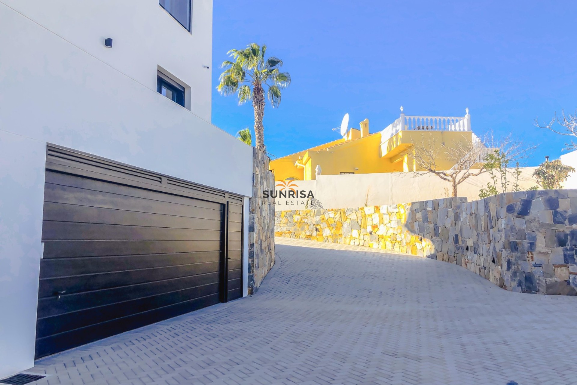 Resale - Villa - Cuidad Quesada