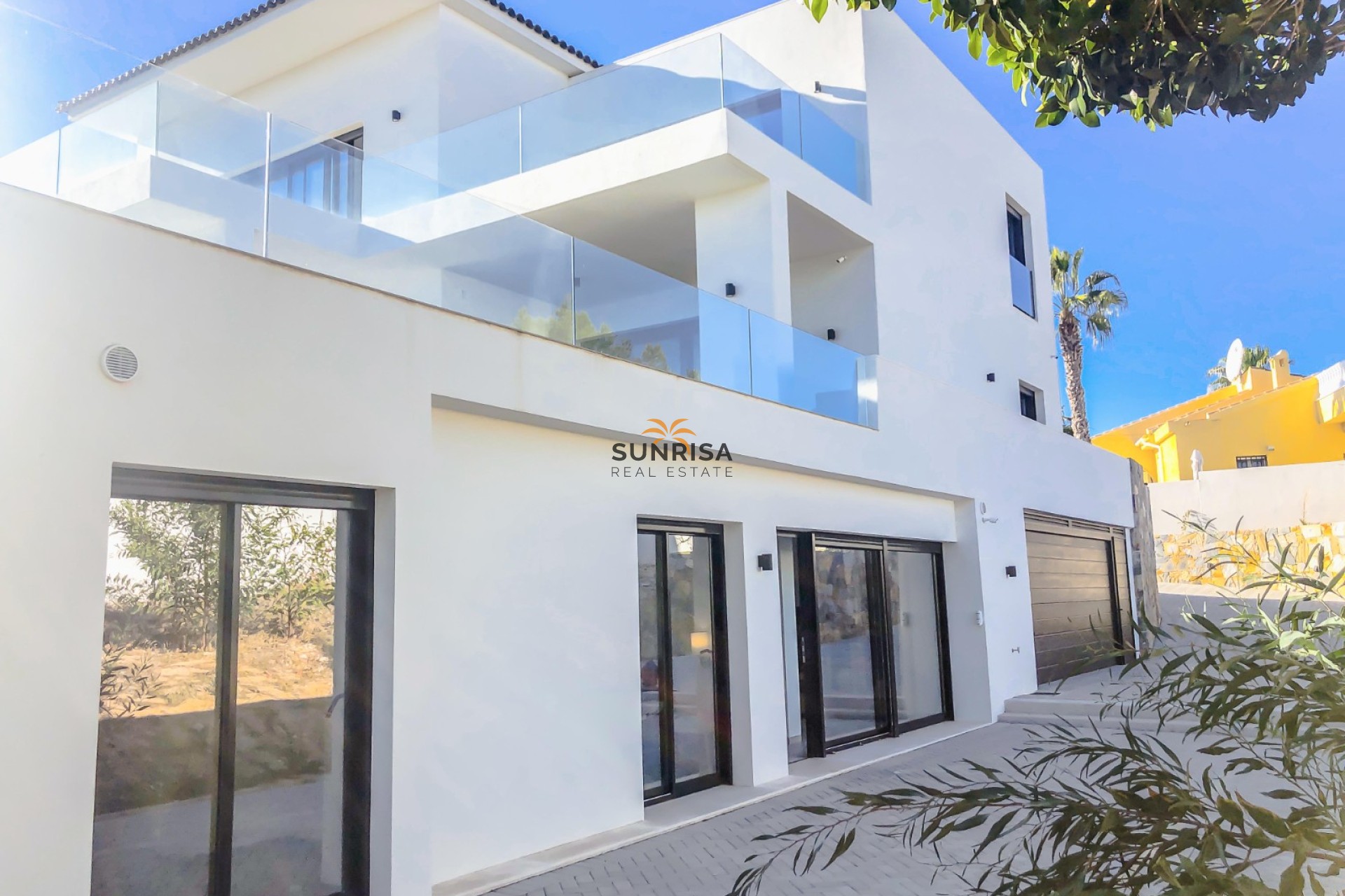 Resale - Villa - Cuidad Quesada
