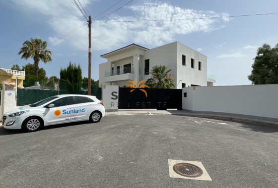 Villa · Herverkoop - Cuidad Quesada · Alicante · Spanje