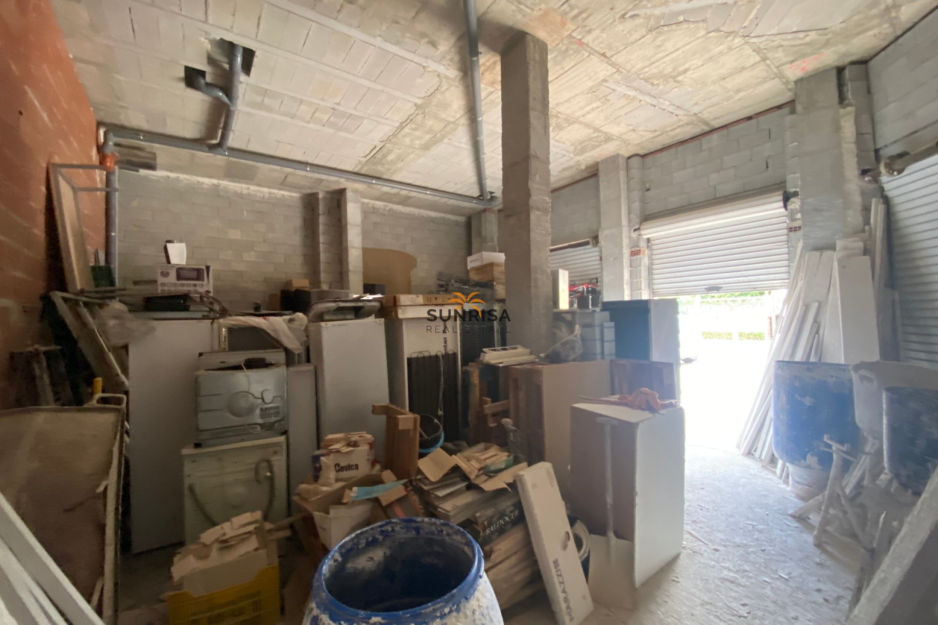 Resale - Commercial premises - Formentera de Segura