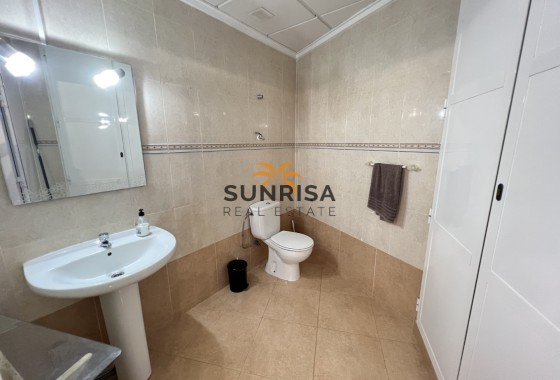 Locaux commerciaux · Revente - Guardamar del Segura · Alicante · Espagne
