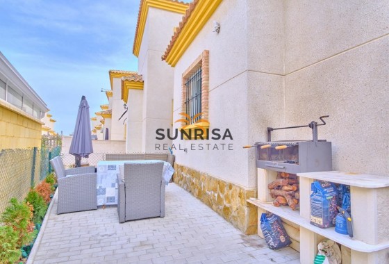 Villa · Herverkoop - Montesinos · La Herrada · Alicante · Spanje