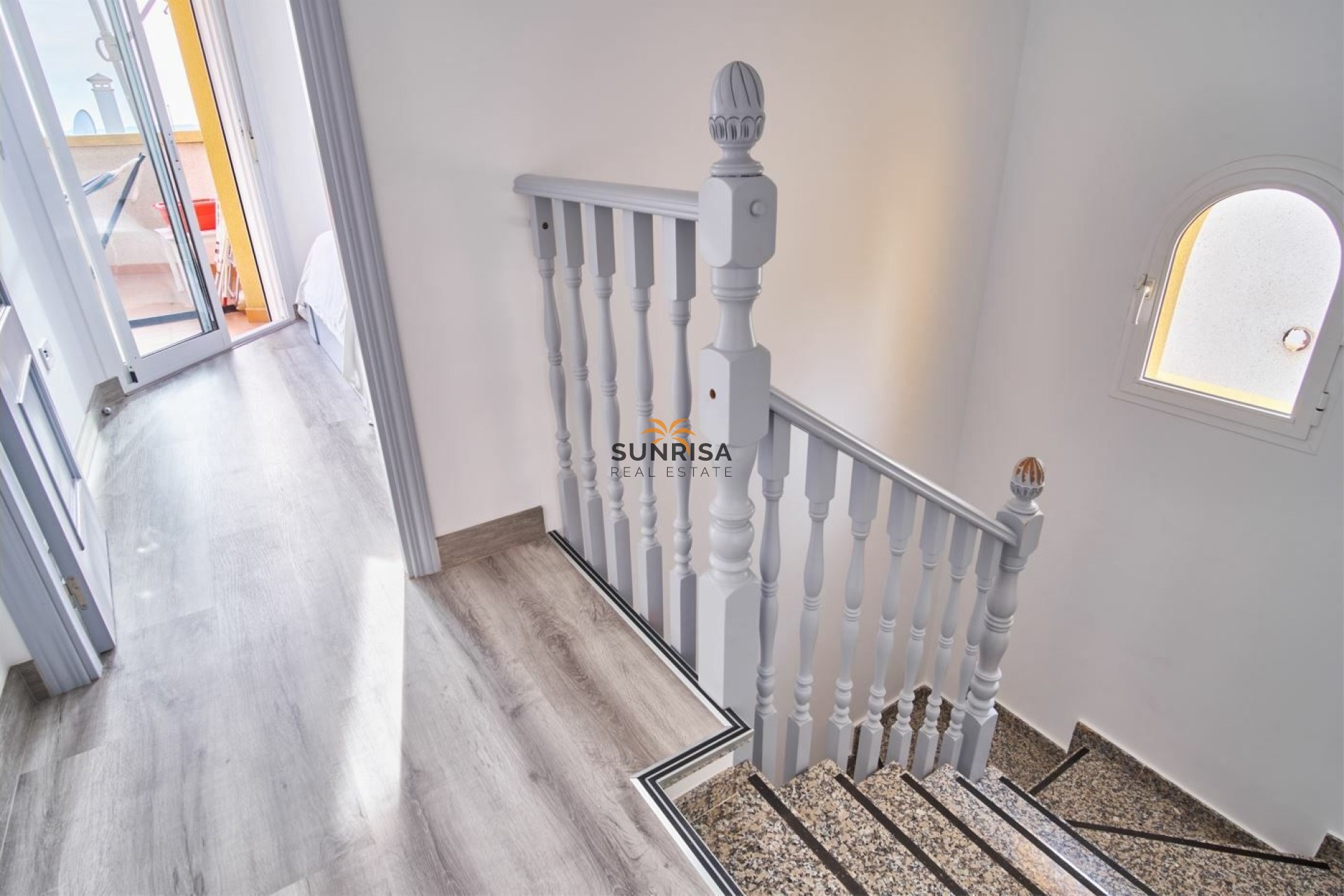 Herverkoop - Villa - Montesinos