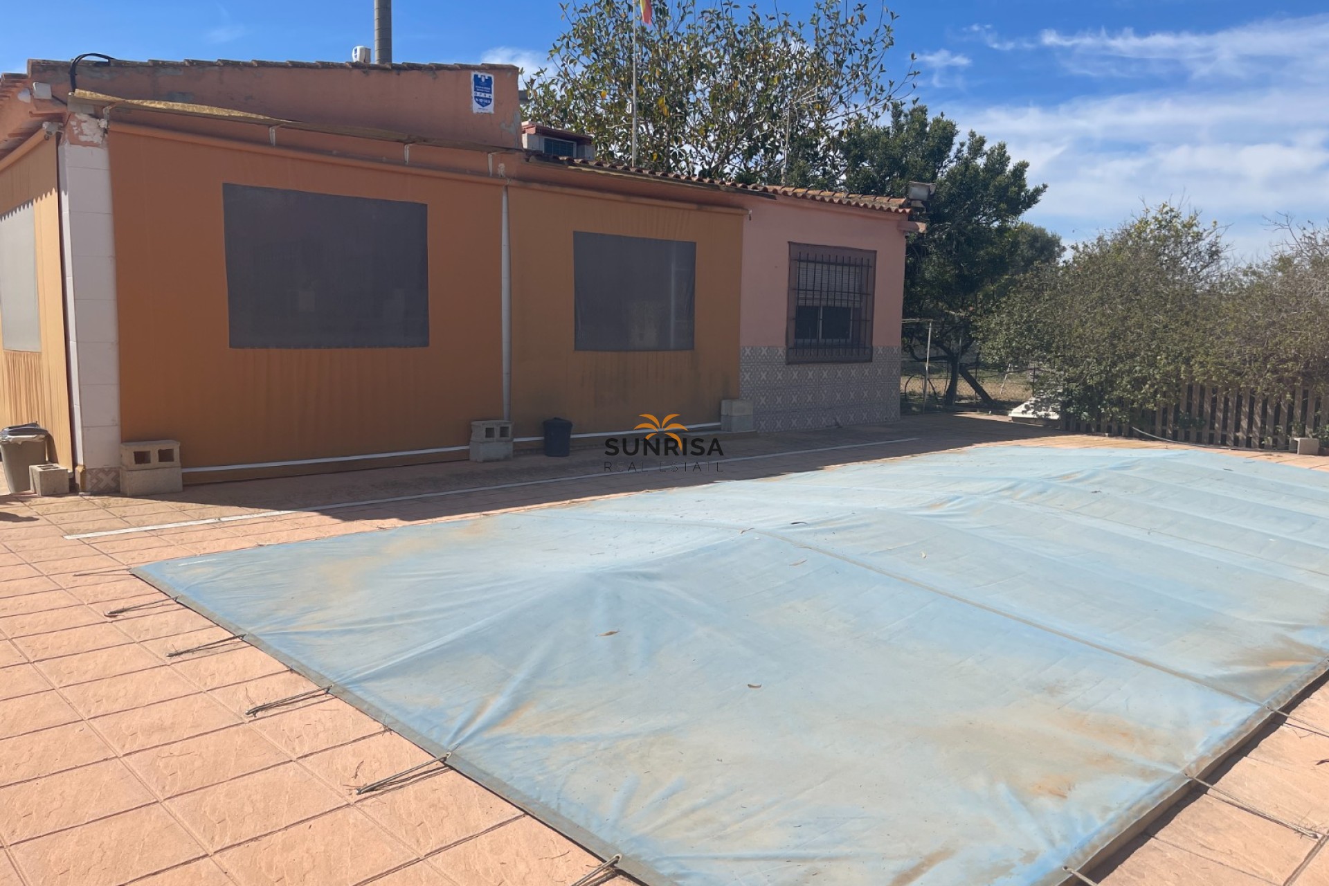 Resale - Villa - Guardamar del Segura