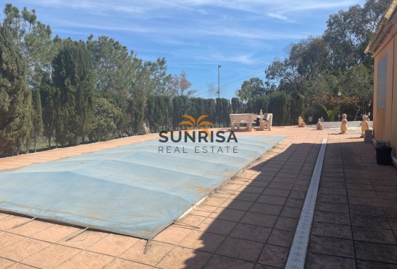 Villa · Resale - Guardamar del Segura · Alicante · Spain