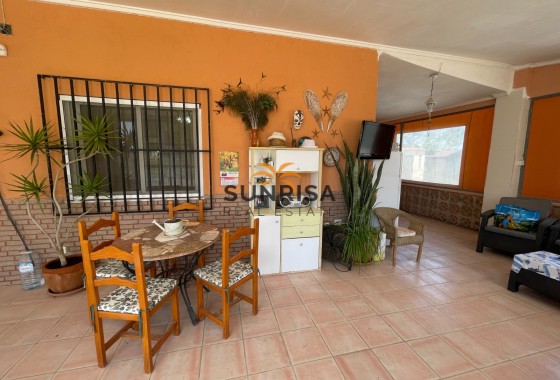 Villa · Resale - Guardamar del Segura · Alicante · Spain
