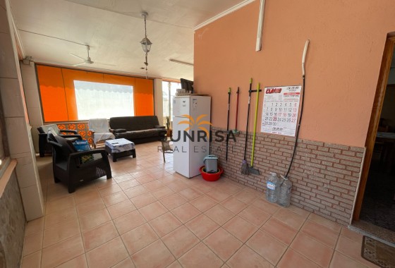 Villa · Resale - Guardamar del Segura · Alicante · Spain