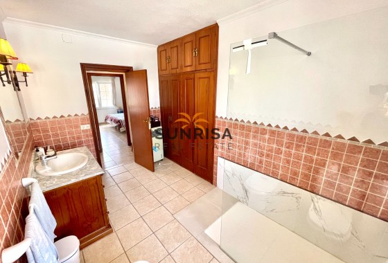 Villa · Herverkoop - Benijófar · Benijofar · Alicante (Costa Blanca) · Spanje