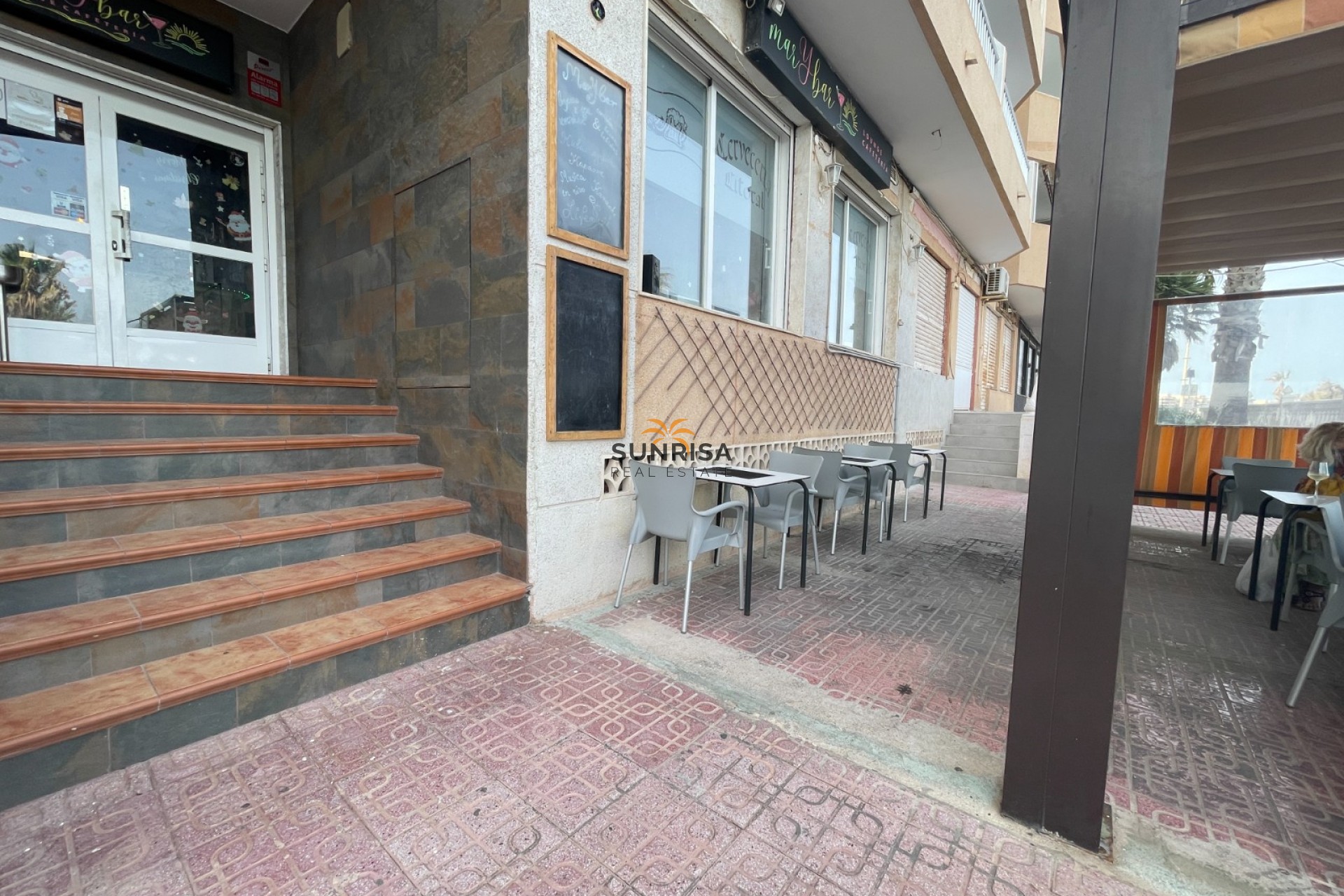 Reventa - Local comercial - Torrevieia