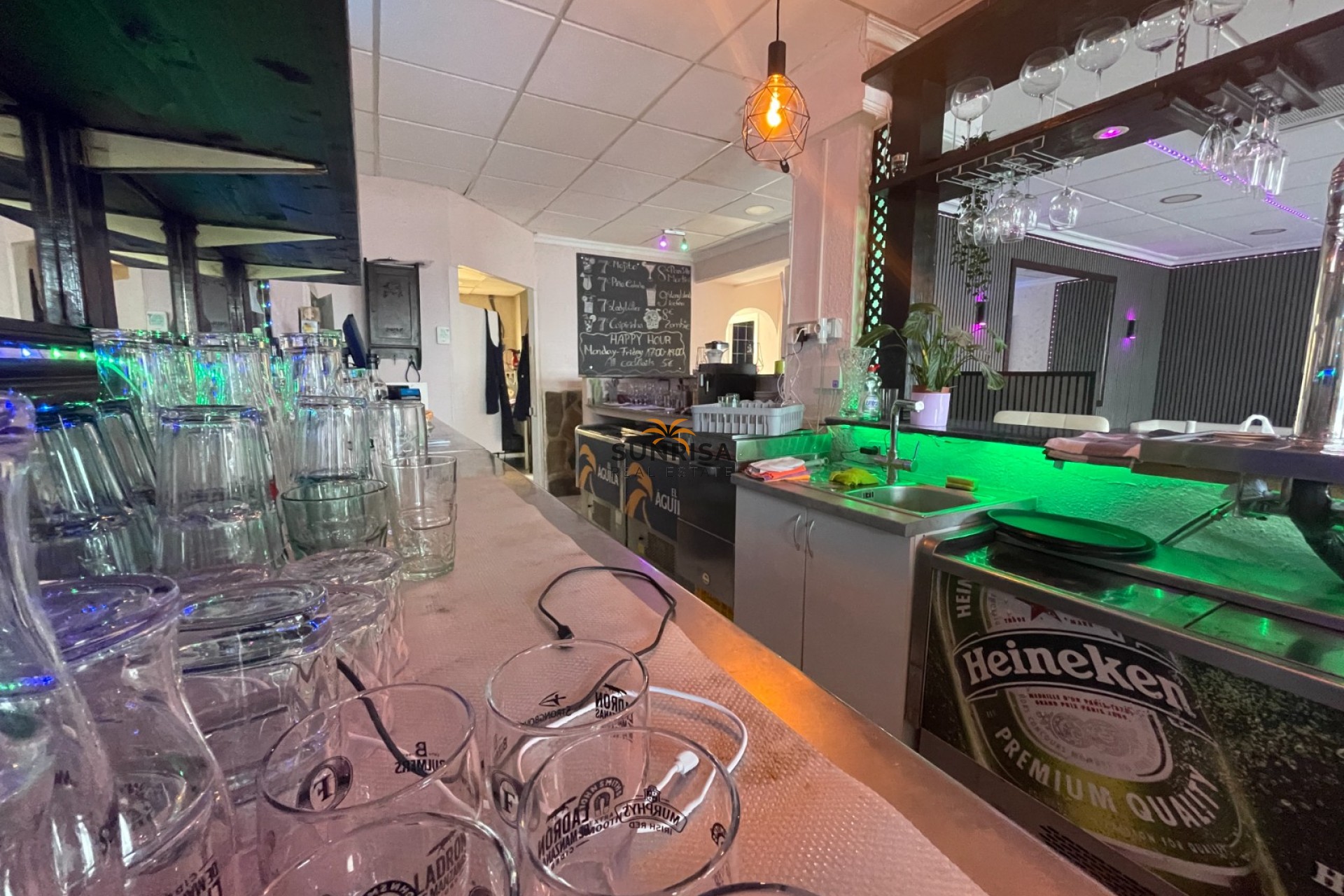 Reventa - Local comercial - Torrevieia
