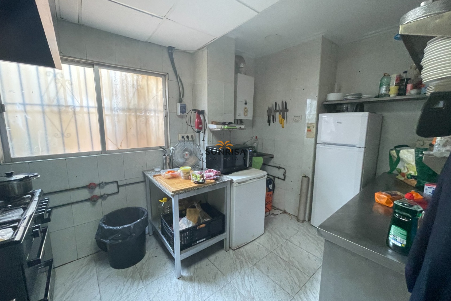 Reventa - Local comercial - Torrevieia