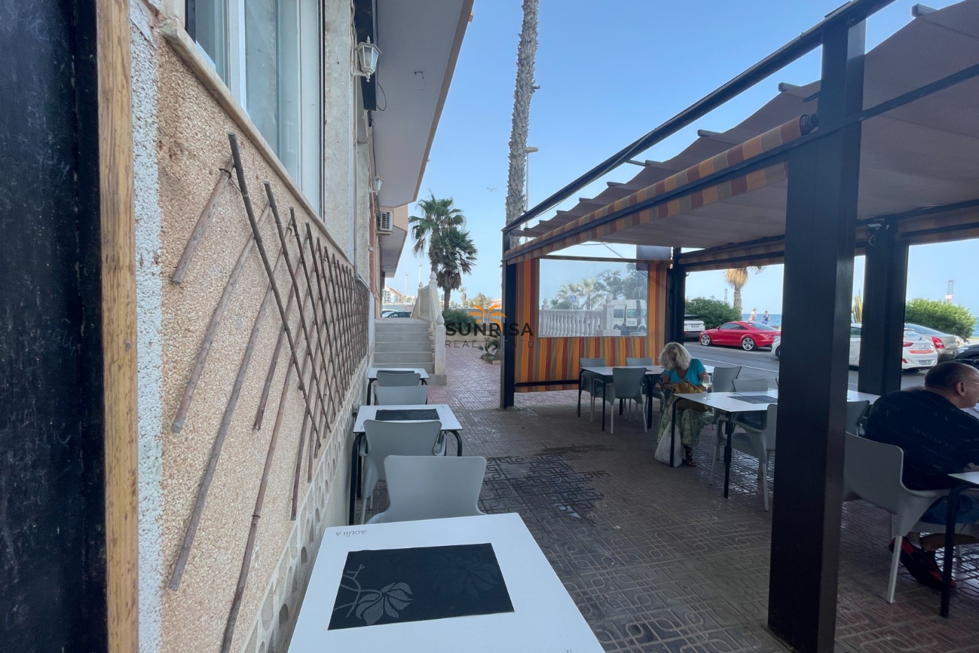 Reventa - Local comercial - Torrevieia