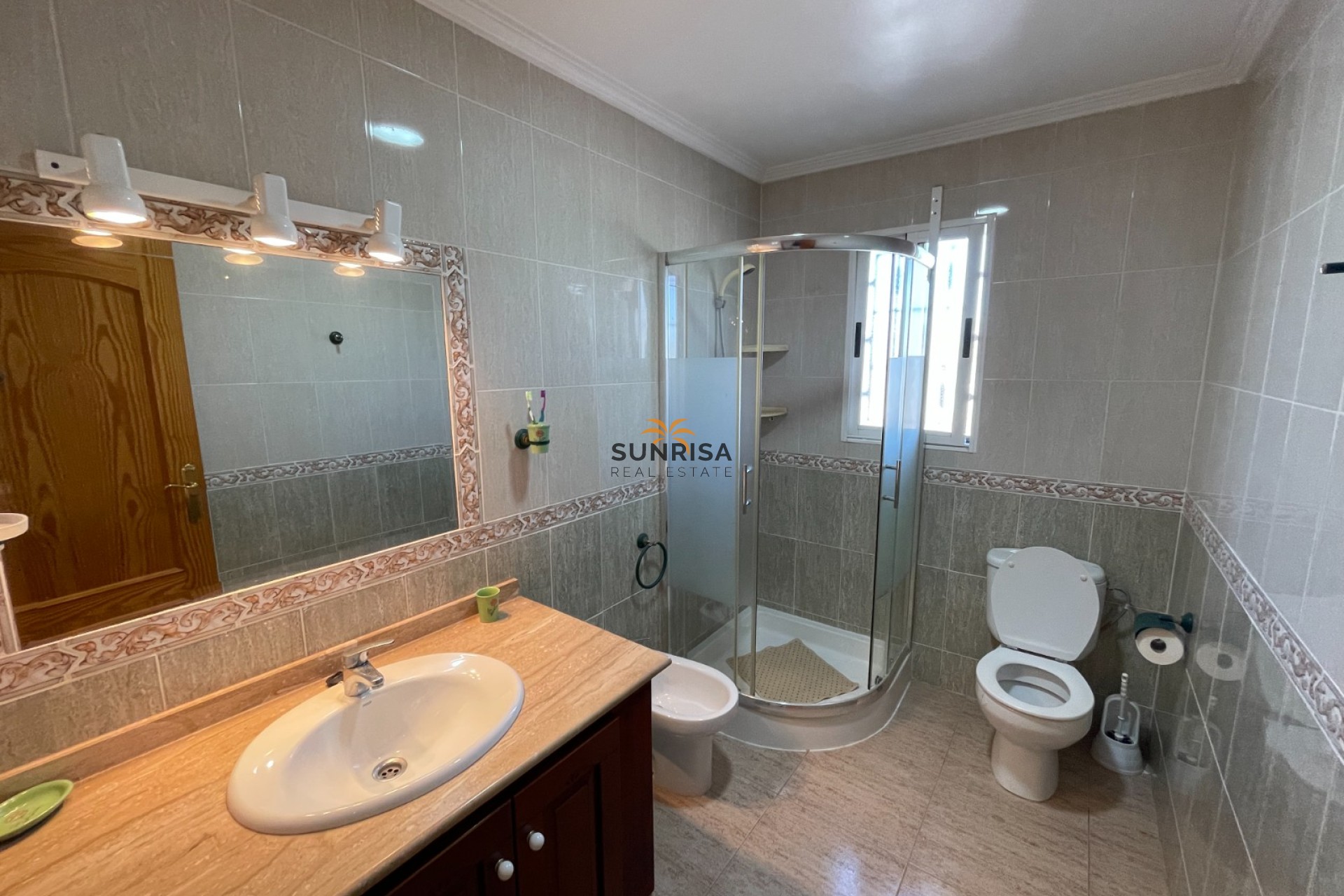 Reventa - Villa - Crevillente