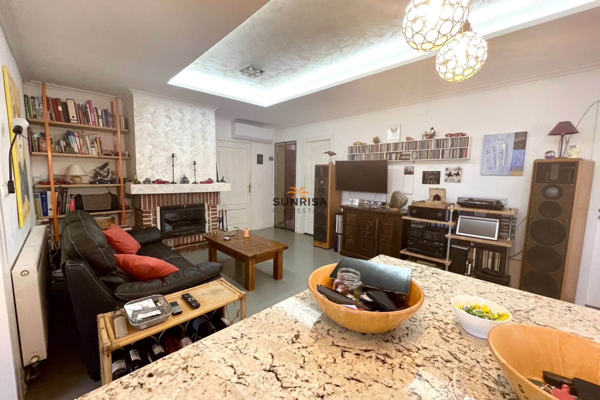 Herverkoop - Finca - Crevillente