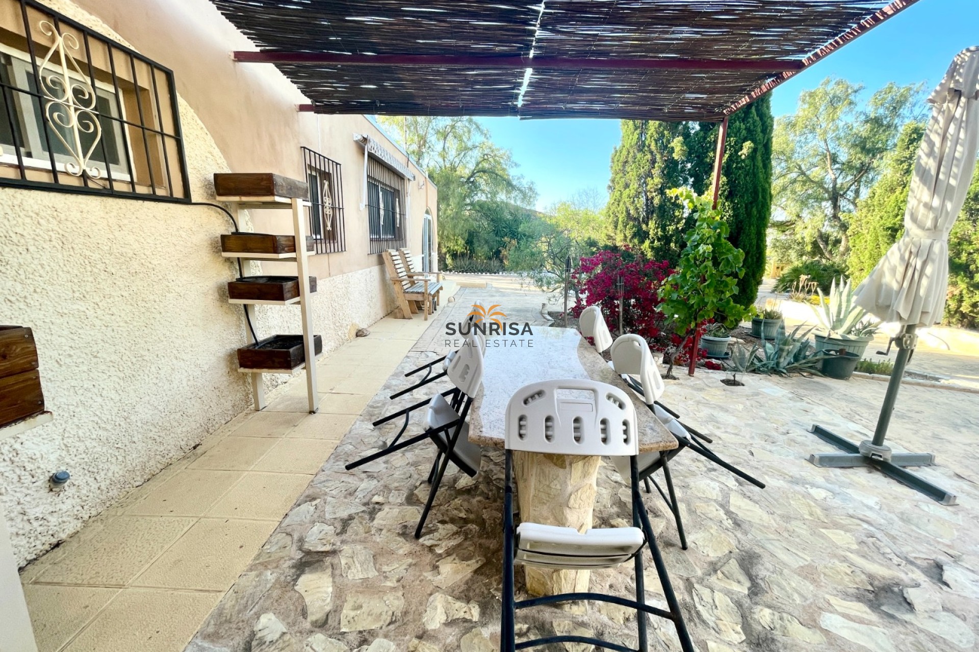 Herverkoop - Finca - Crevillente