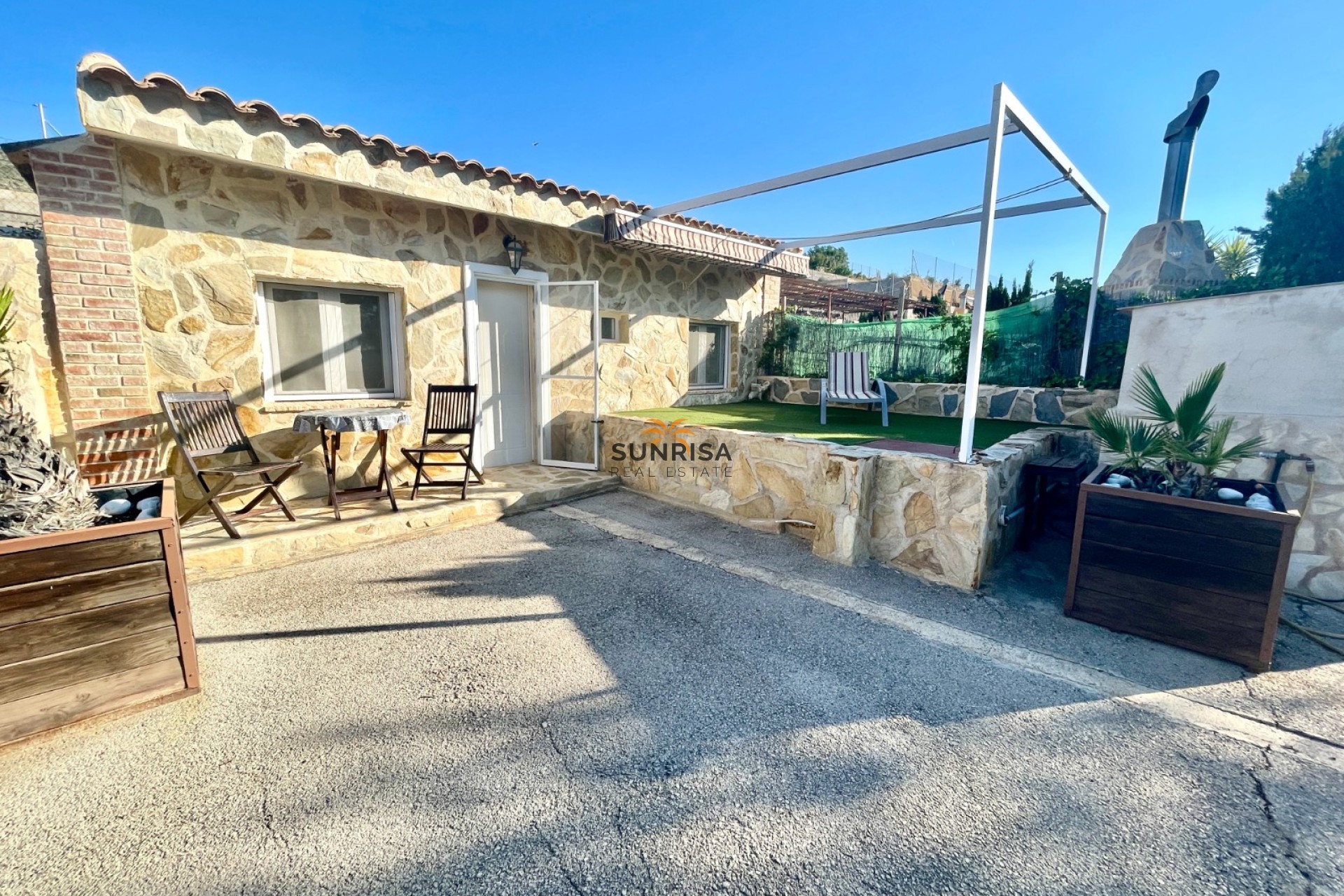 Herverkoop - Finca - Crevillente