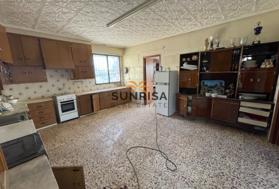 Finca · Herverkoop - Aspe · Alicante · Spanje