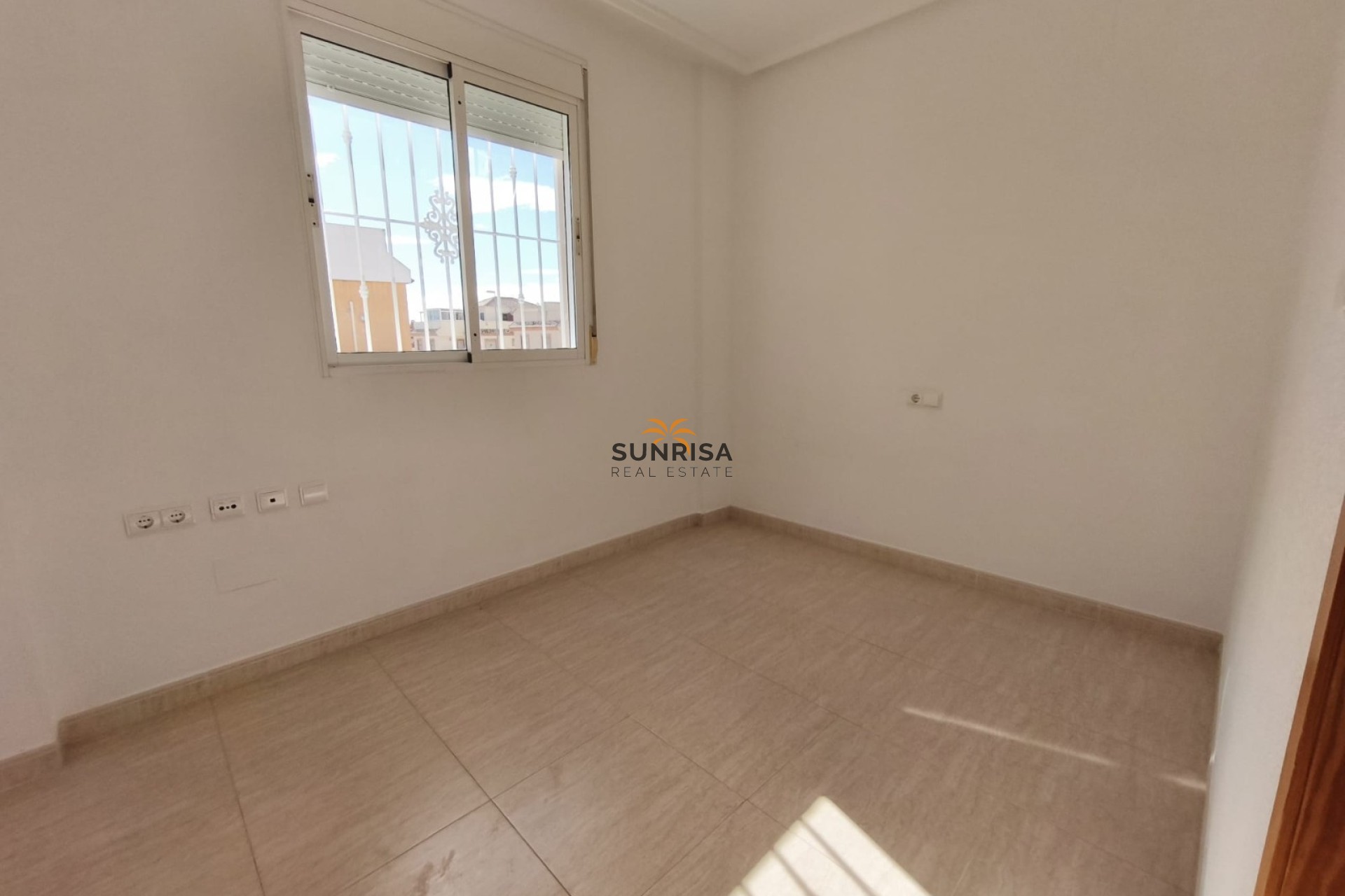 Herverkoop - Herenhuis - Ciudad Quesada
